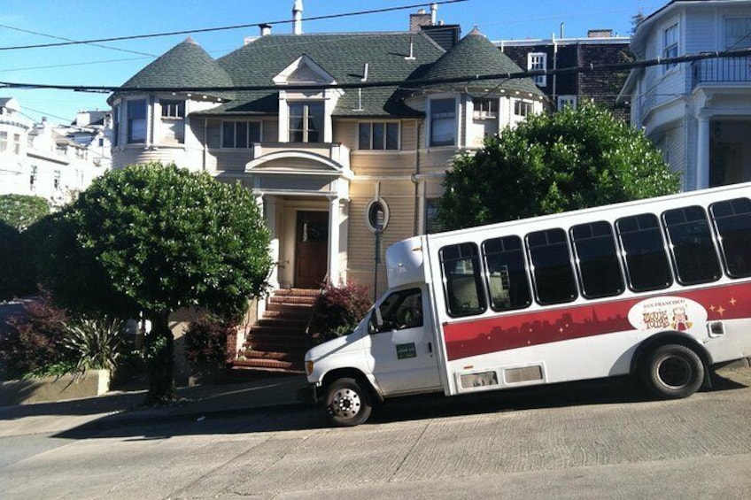 Mrs. Doubtfire's House - Final Photo Stop