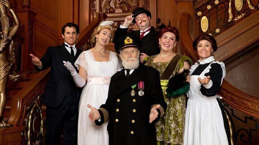 First Class Dinner Gala Tickets