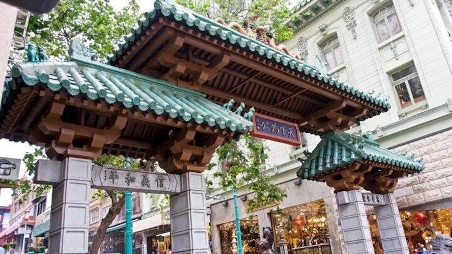 Chinatown and North Beach Night Walking Tour