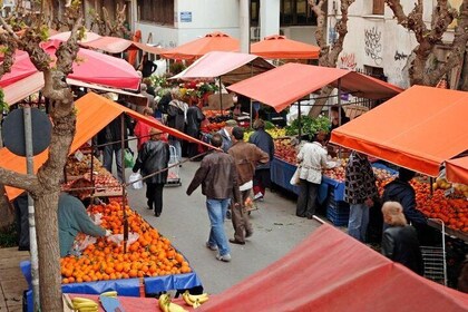 Santiago Like a Local: Private Walking Tour with Coffee, Markets, Street Fo...