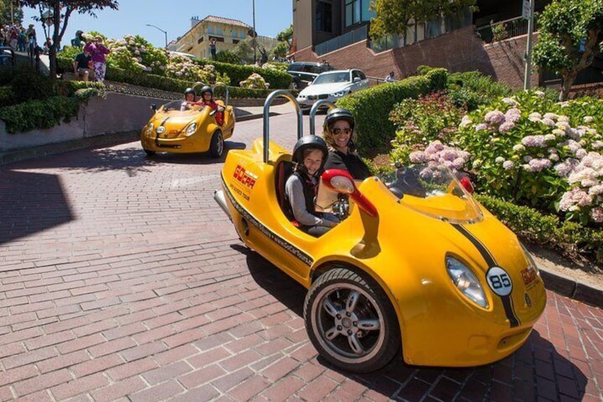 Lombard Street "the Crookedest Street in the World"