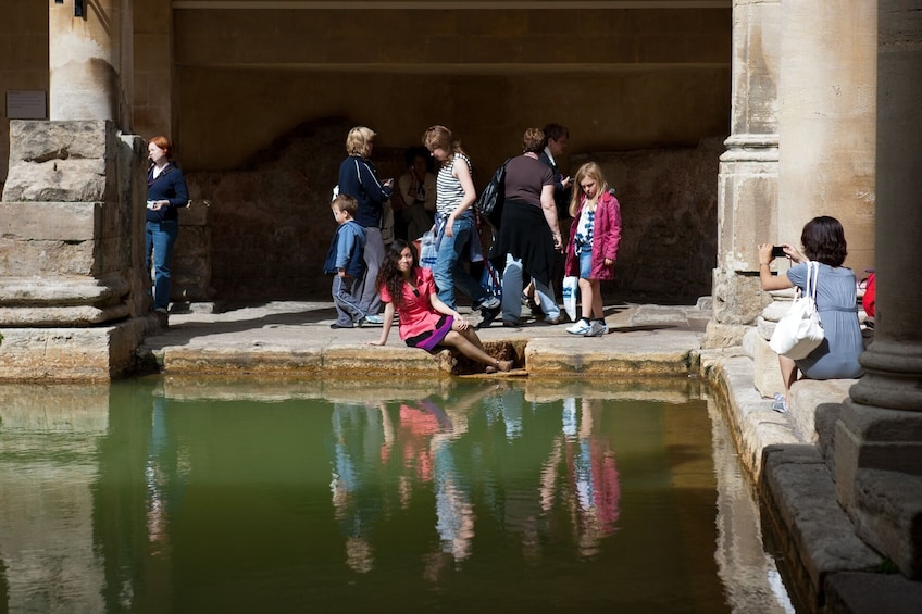 Stonehenge-Bath & Winchester Cathedral Private Tour