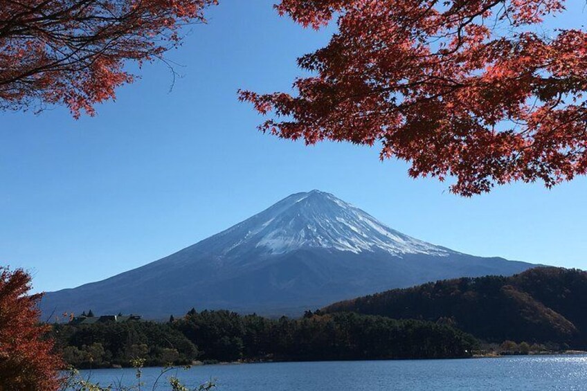 Private Mt Fuji and the Gotemba Outlet in One Day from Tokyo