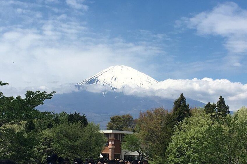 Private Mt Fuji and the Gotemba Outlet in One Day from Tokyo