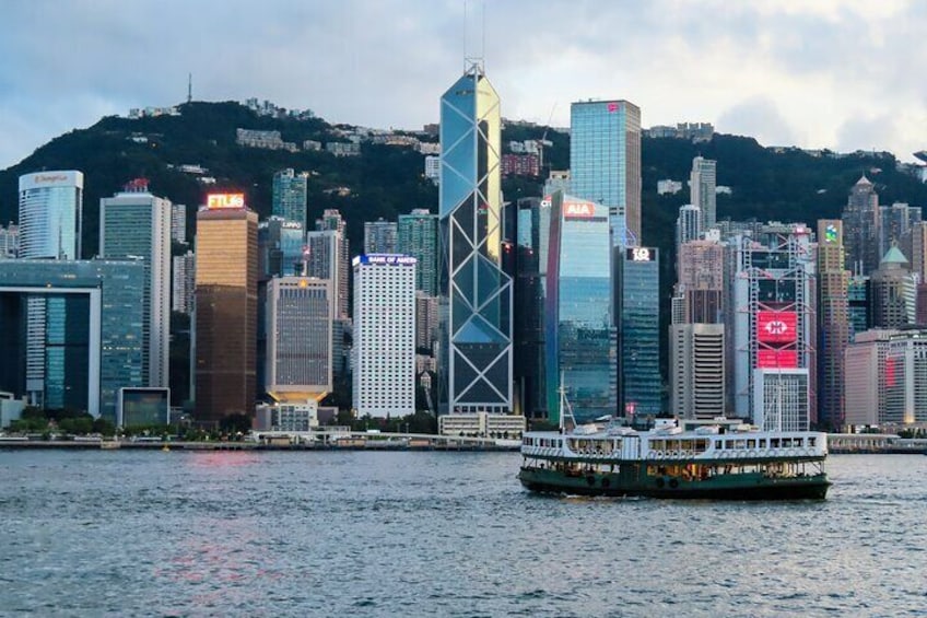 Hong Kong Like a Local: Customized Private Tour