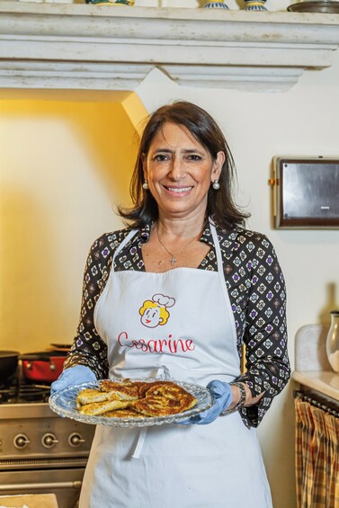 Show Cooking and Dining experience at a local's home in Chianti