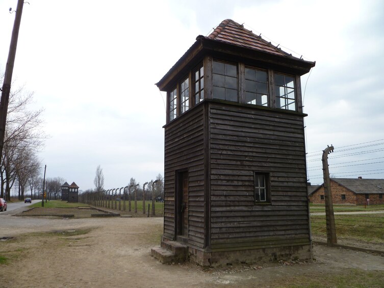 Tour to Sachsenhausen (6h, max. 5 people, chauffeur, guide)