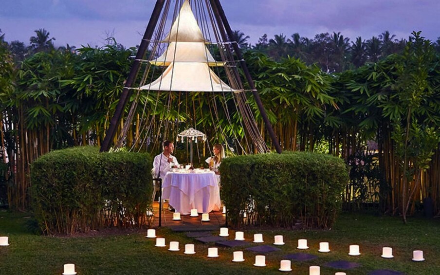 Candlelight Dinner in Ubud Garden