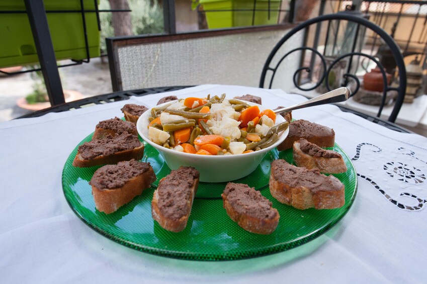 Dining experience at a Cesarina's home in Langhe