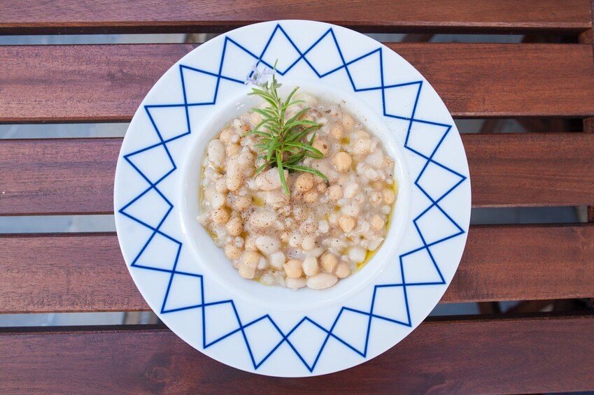 Lunch or dinner and cooking demo at a local home in Sassari