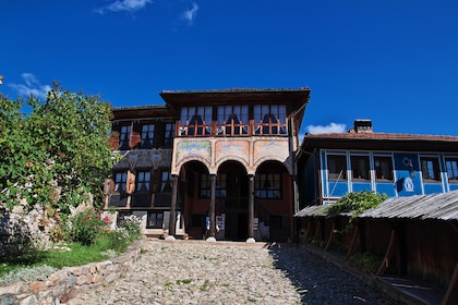 Privat dagstur til Koprivshtitsa og Starosel med vinsmaking