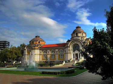 Sofia Private Tour with Local Food & Drinks Experience