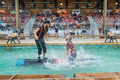 Paula Deen’s Lumberjack Feud Supper Show- Tout ce que vous pouvez manger!