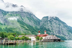 Day Tour to Berchtesgaden & Königssee (12h,chauffeur,guide)