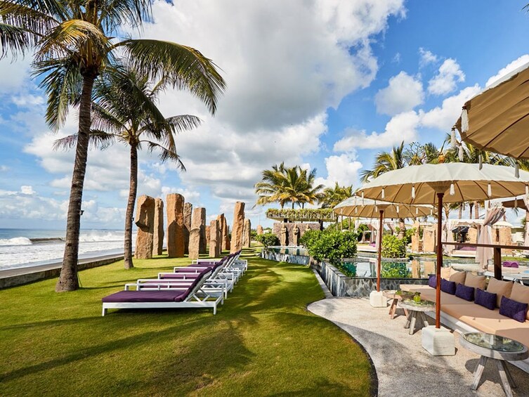 Standing Stones Bali Restaurant and Beach Lounge