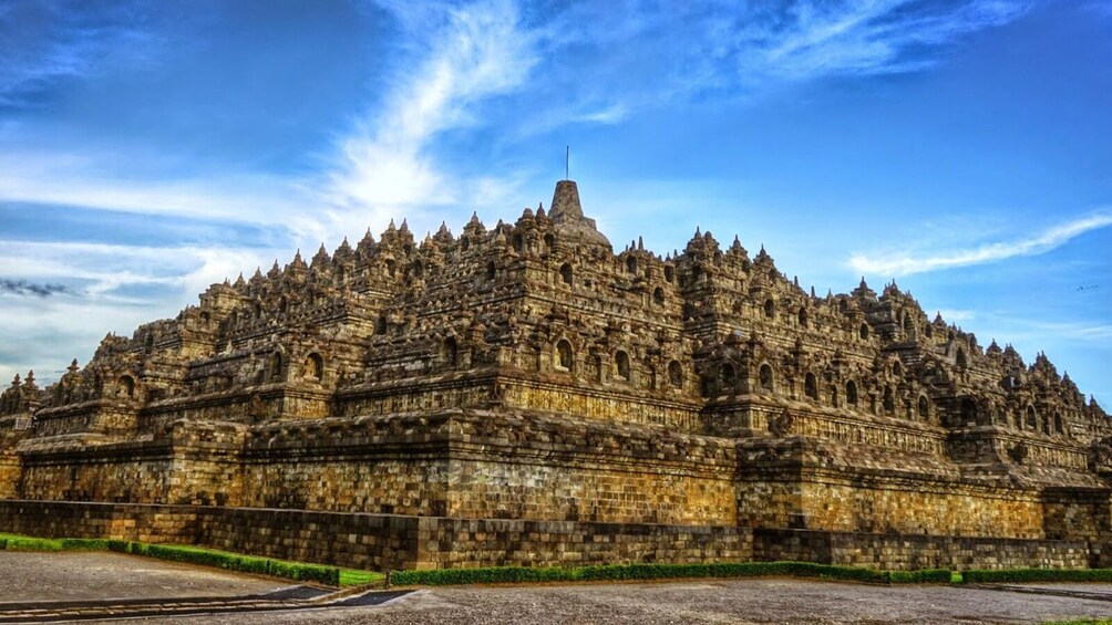 Yogyakarta Borobudur Temple Afternoon Join Tour