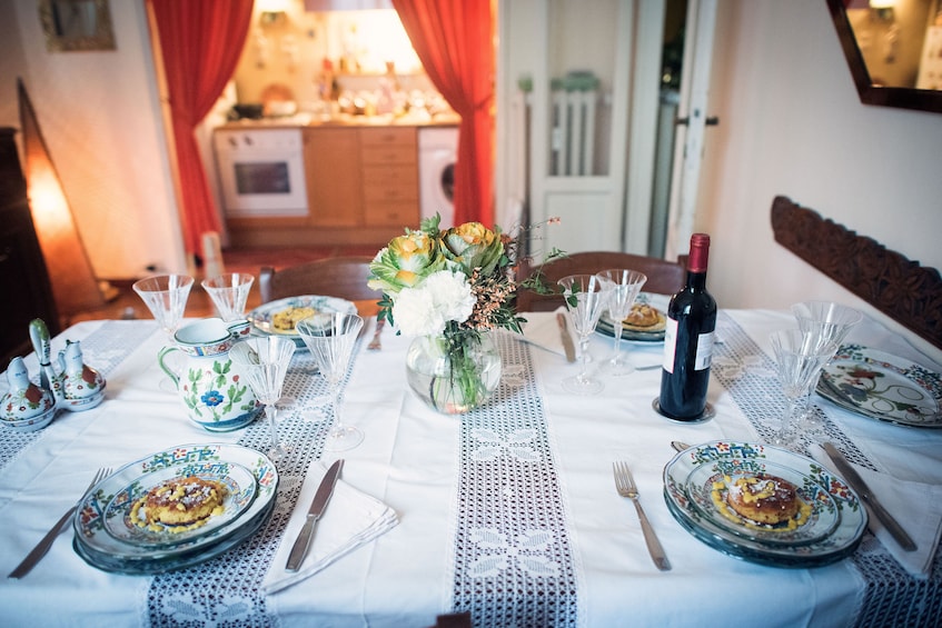 Dining experience at a Cesarina's home in Varenna