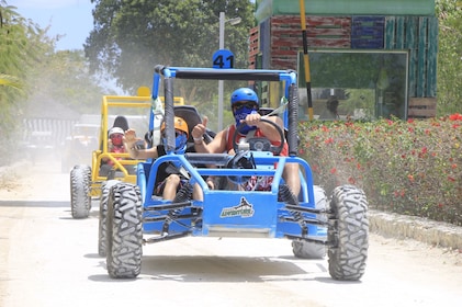 Combo Paseo en Buggy y Paseo a Caballo + Almuerzo en Bavaro Adventure