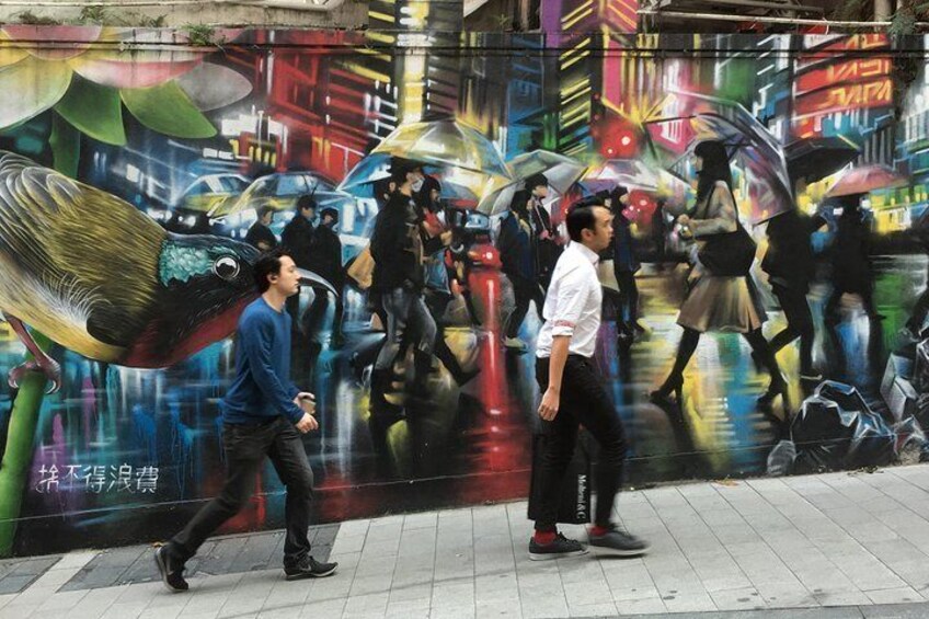 Discover the Best of Hong Kong Street Art - Private tour
