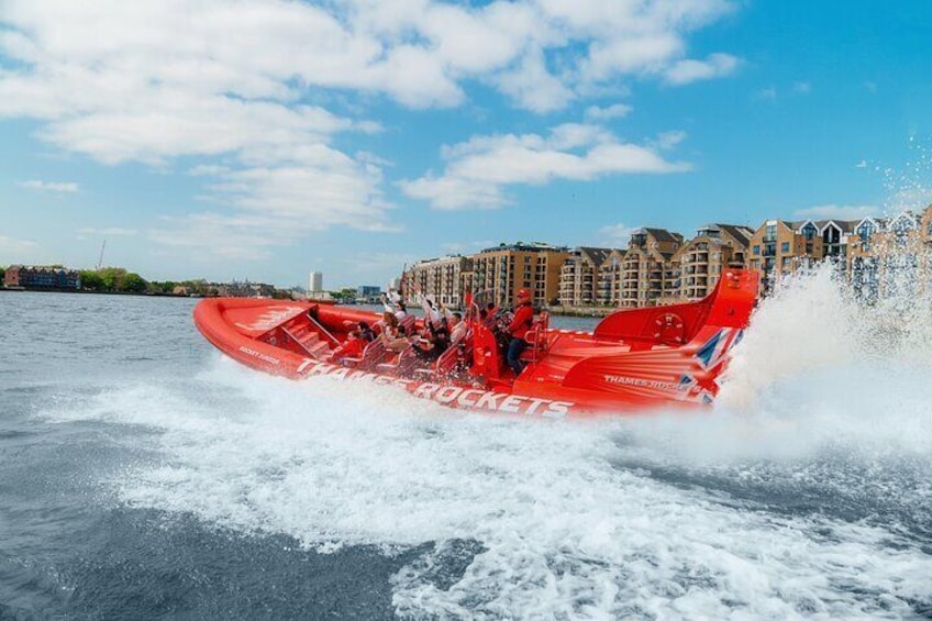 Blast across the river Thames at rocket speed with London's #1 speedboats!