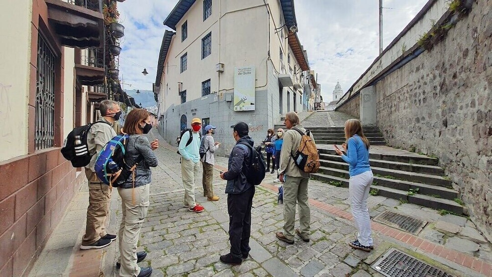 Personalized Quito City, Teleferico and Mitad del Mundo Tour