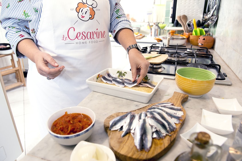 Private cooking class at a local's home in Pompei