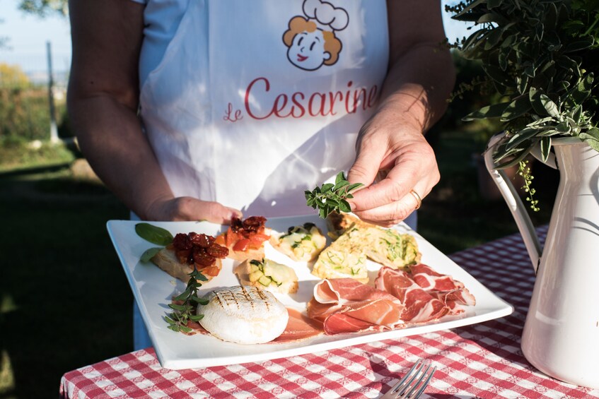 Private cooking class at a Cesarina's home in Rimini