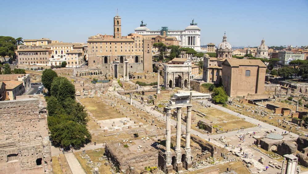 In the Heart of Ancient Rome: Private Tour with a Local