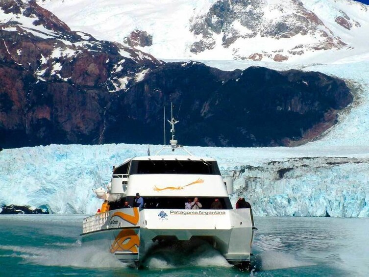 Boat Trip through the Glacier National Park - Rivers of ICE