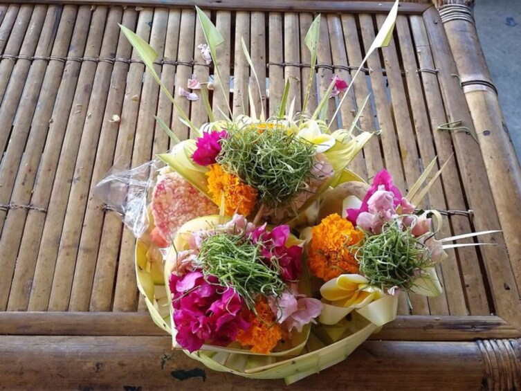 Bali Weaving Class: Lontar Palm Leaf Craft