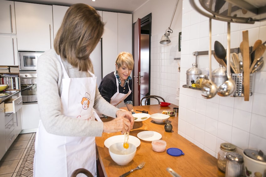 Private cooking class at a Cesarina's home in Varenna