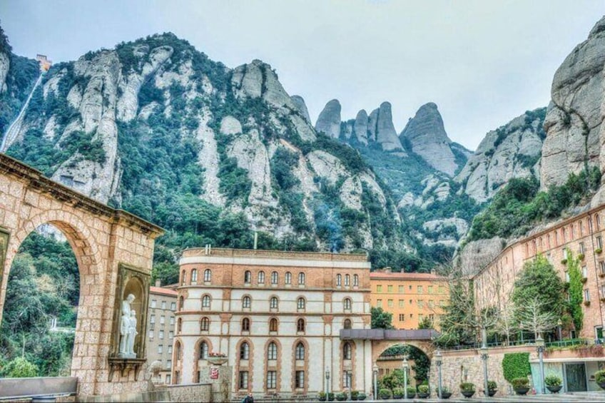 From Barcelona: Montserrat Tour With Guide