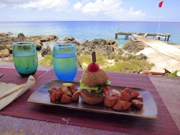 Cayman's Classic Food Tasting & Cultural Tour