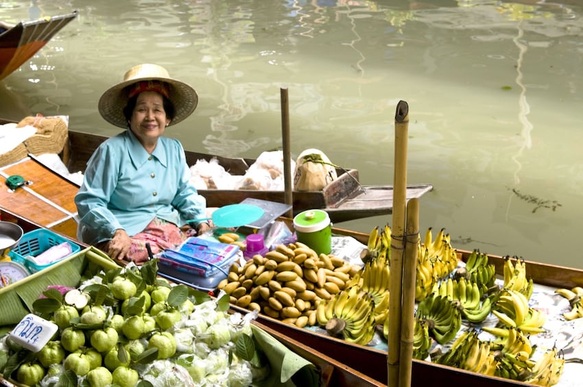Bangkok: Floating Market Half Day Tour
