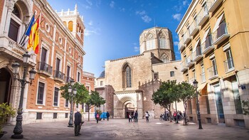 Essentials of Valencia and its World Heritage sites