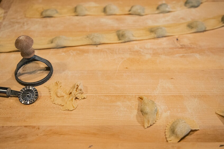 Pasta-making class in Lake Maggiore at a Cesarina's+Tasting 