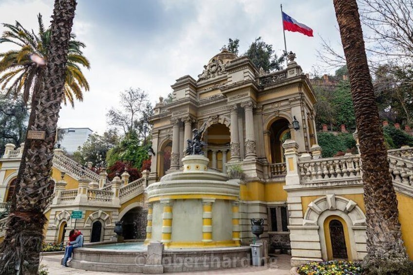 Private Santiago City Tour including Cerro San Cristobal