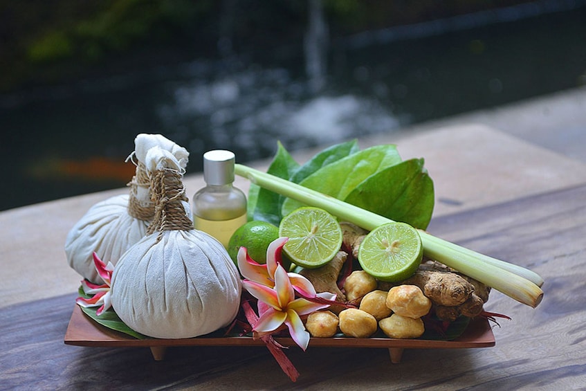 Bali Luxury Body Massage in Lluvia Spa