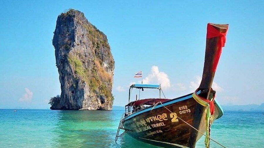Krabi 4 Island Tour: Private Long-tail Boat Charter