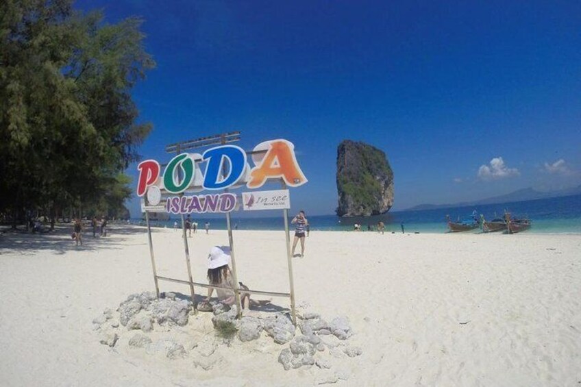 Krabi 4 Island Tour: Charter Private Long-tail Boat