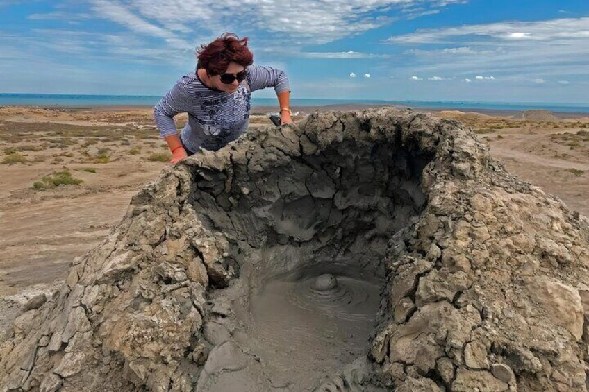 Gobustan and Absheron peninsula ( Group or Private ) TOUR ( All inclusive )