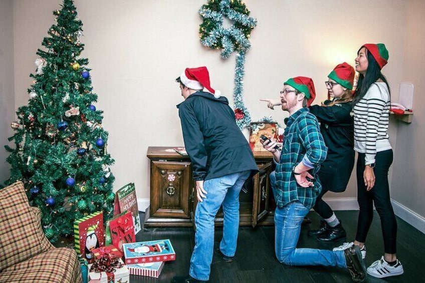 Saving Christmas Escape Room in Atlanta