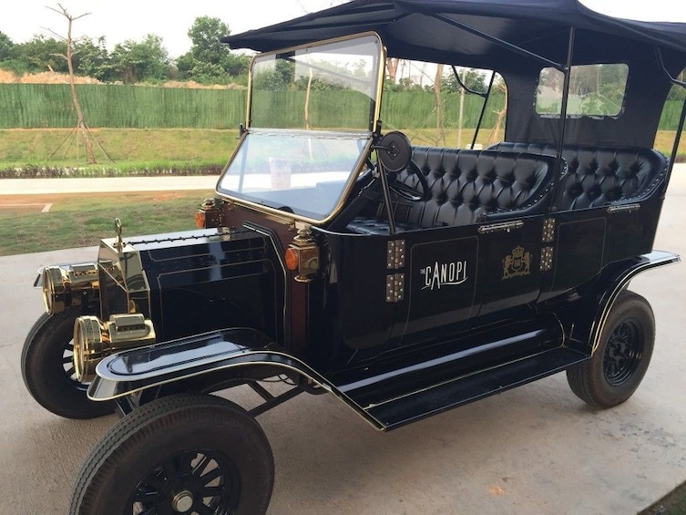 Show item 1 of 5. Classic Car Fun Ride