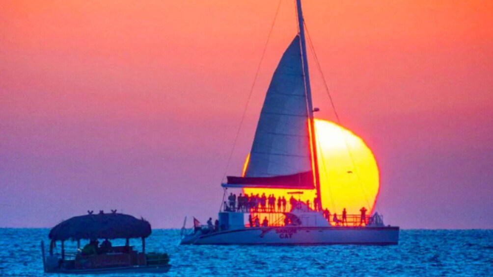 Key West: Sunset Sip & Sail With Open Bar, Appetizers & Live Music