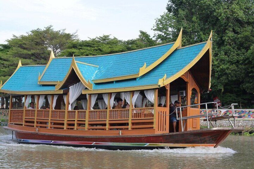 Ayutthaya Heritage Sightseeing Boat