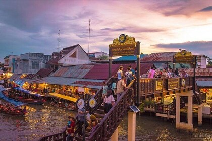 Bangkok: Amphawa Floating Market & Maeklong Railway Market Tour
