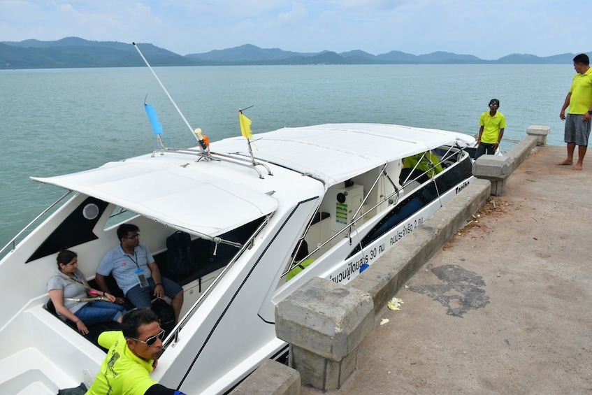 Koh Yao Noi to Phuket by Green Planet Speed Boat