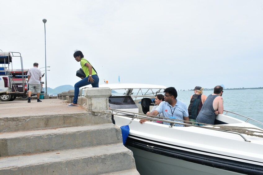 Koh Yao Noi to Phuket by Green Planet Speed Boat