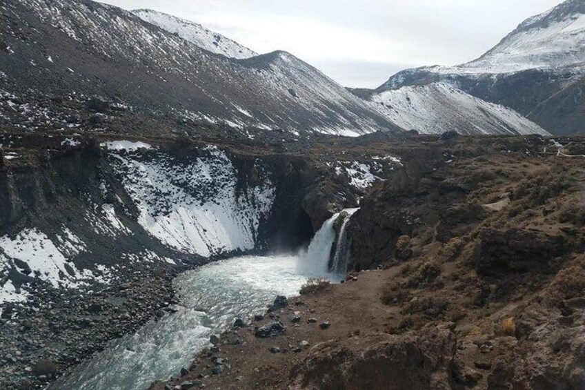 Full Day Trip to Cajón del Maipo & El Yeso Dam from Santiago - Picnic Included