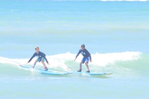 *Beginner Surf Lessons for Ko'Olina Area. . . . Ages 3 & Up.